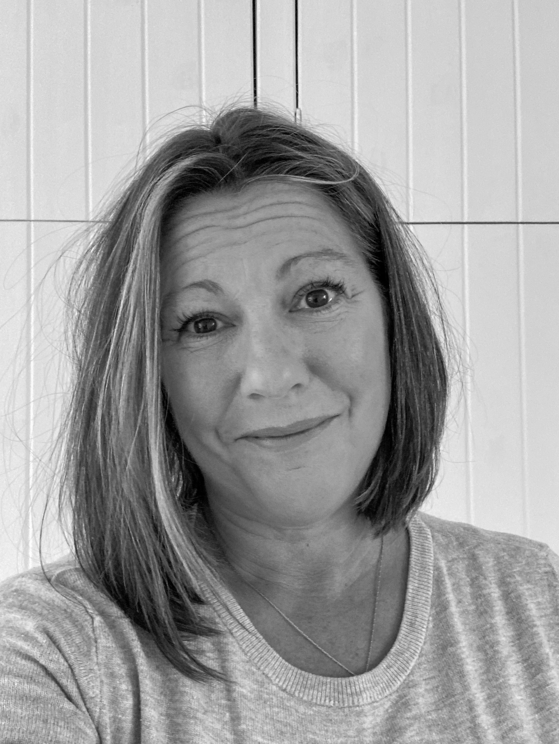 DEB BATES Deb Bates